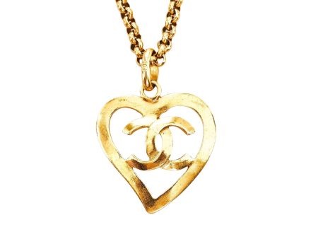 Chanel CC Heart Pendant Necklace (8fpssY) For Sale