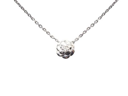 Chanel 18K White Gold Diamond Camellia Necklace Camellia Necklace (eamwS2) Cheap