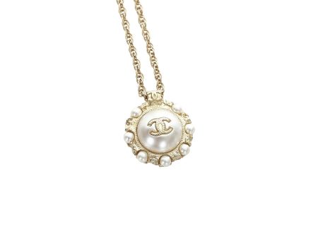 Chanel CC Faux Pearl Pendant Necklace (2Vs4gs) Online